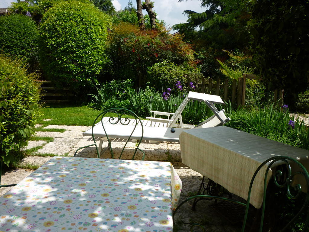B&B Villa Dei Pini Domegliara Exterior foto
